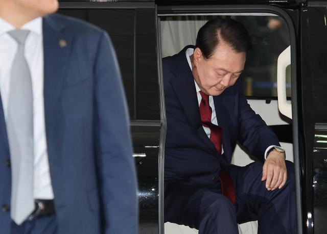 尹 오후 조사 불참에 특검 "출석 거부 간주…결단할 수도"